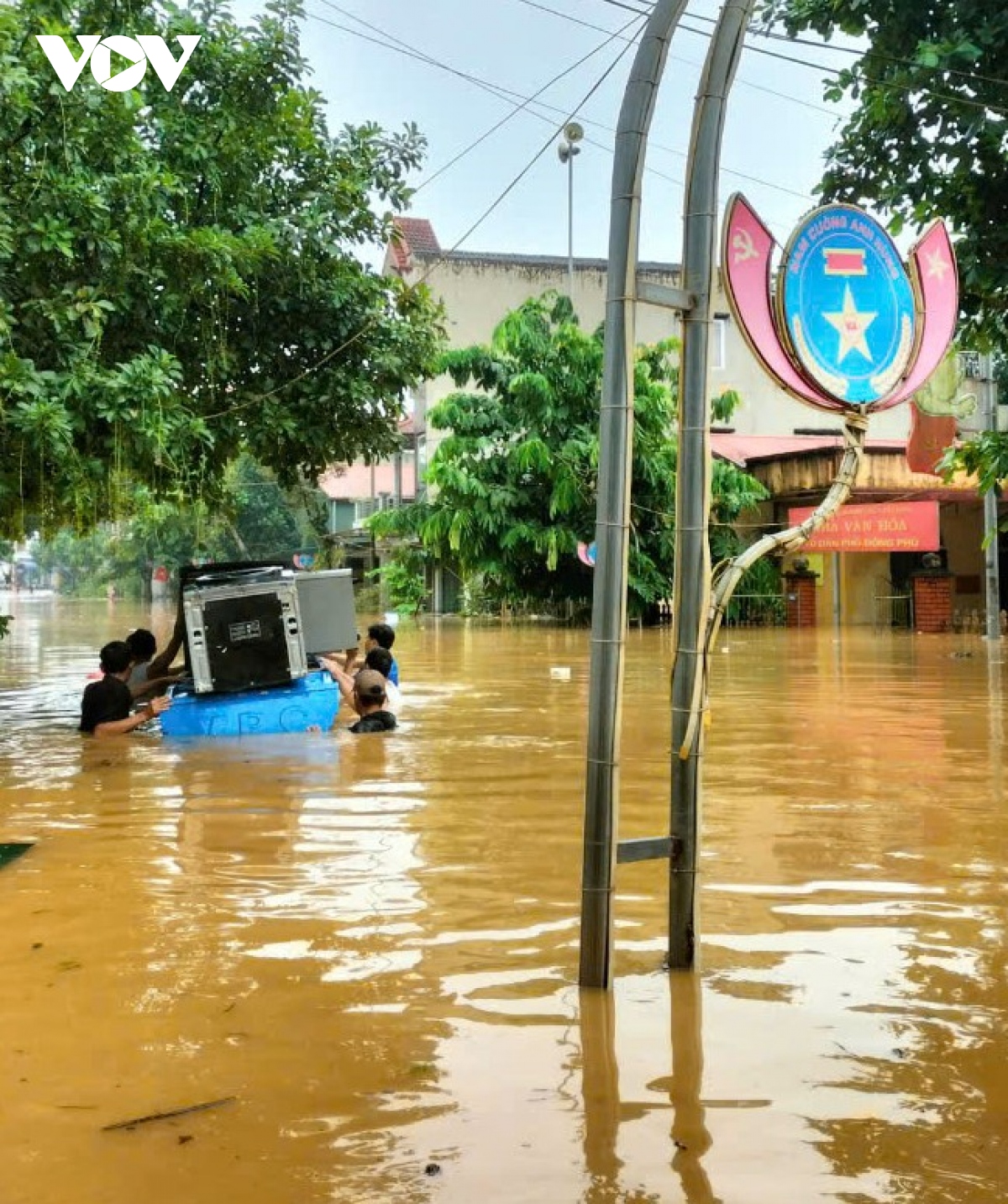 nhung nhan to gop phan giup vung lu yen bai hoi sinh hinh anh 2