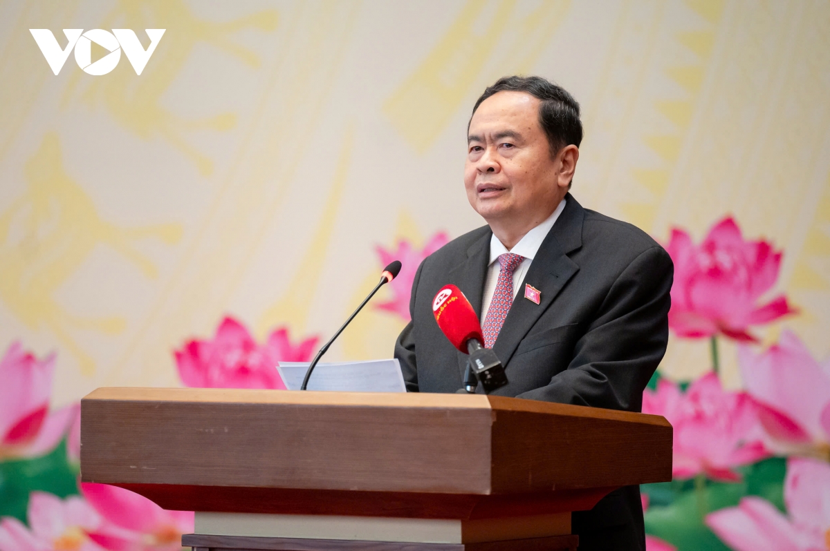 chủ tịch quốc hội gặp mặt các tập thể, cá nhân nhận giải thưởng vừ a dính hình ảnh 2 chu tich quoc hoi gap mat cac tap the, ca nhan nhan giai thuong vu a dinh hinh anh 2