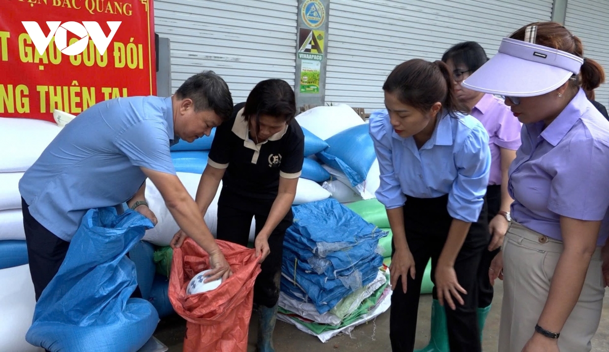 Hà Giang cấp phát trên 8,6 tấn gạo cho các hộ chịu ảnh hưởng của thiên tai