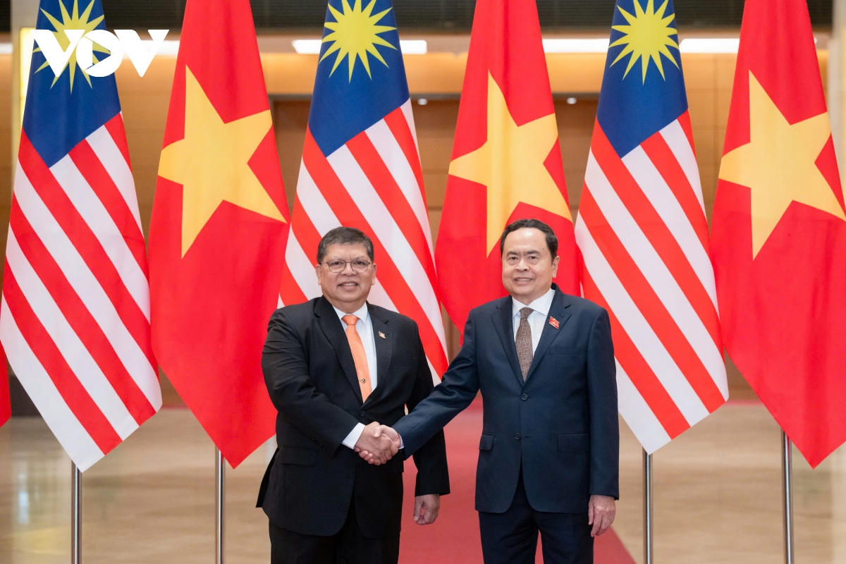 chủ tịch quốc hội trần thanh mẫn hội đàm chủ tịch hạ viện malaysia hình ảnh 2 chu tich quoc hoi tran thanh man hoi dam chu tich ha vien malaysia hinh anh 2
