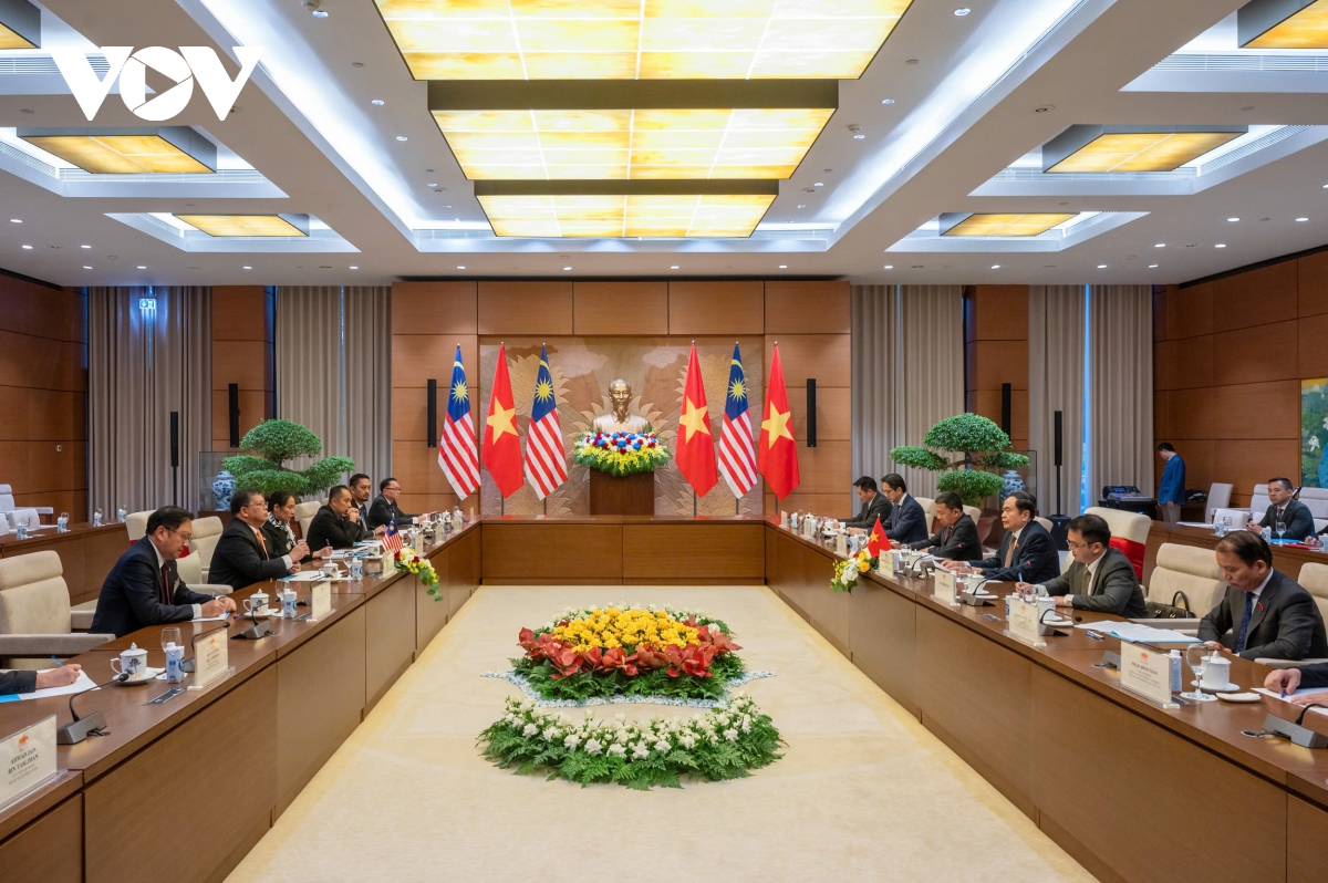 chủ tịch quốc hội trần thanh mẫn hội đàm chủ tịch hạ viện malaysia hình ảnh 3 chu tich quoc hoi tran thanh man hoi dam chu tich ha vien malaysia hinh anh 3