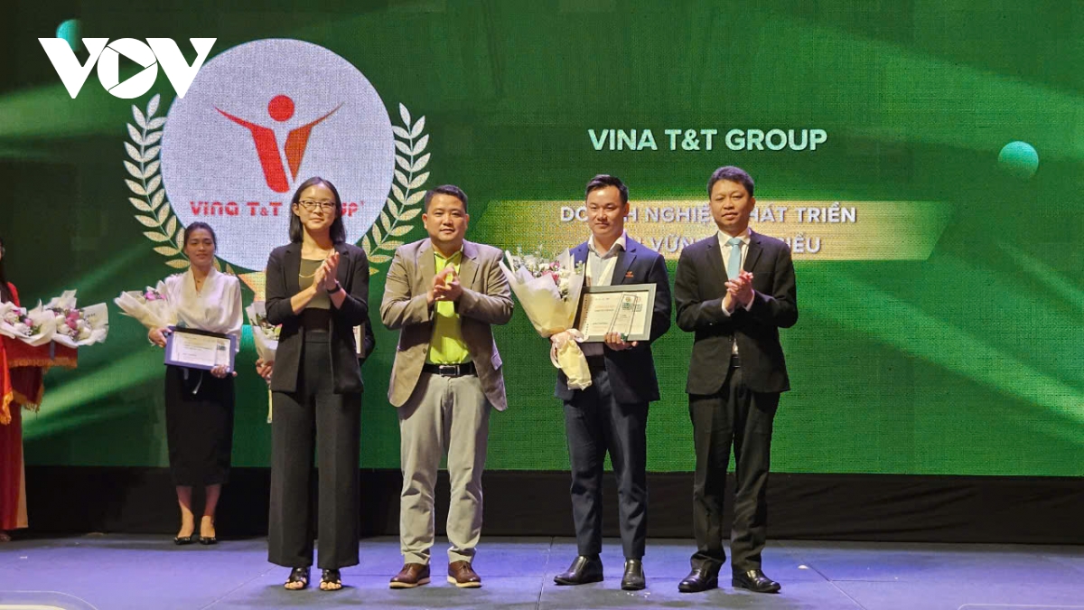 Food Hero 2024: Vinh danh 20 cá nhân, tập thể