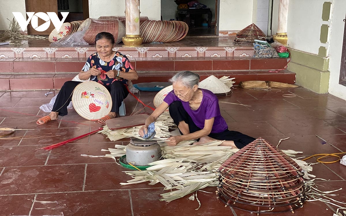 nhung nguoi danh tron tam huyet voi nghe lam non mao cau, hung yen hinh anh 13