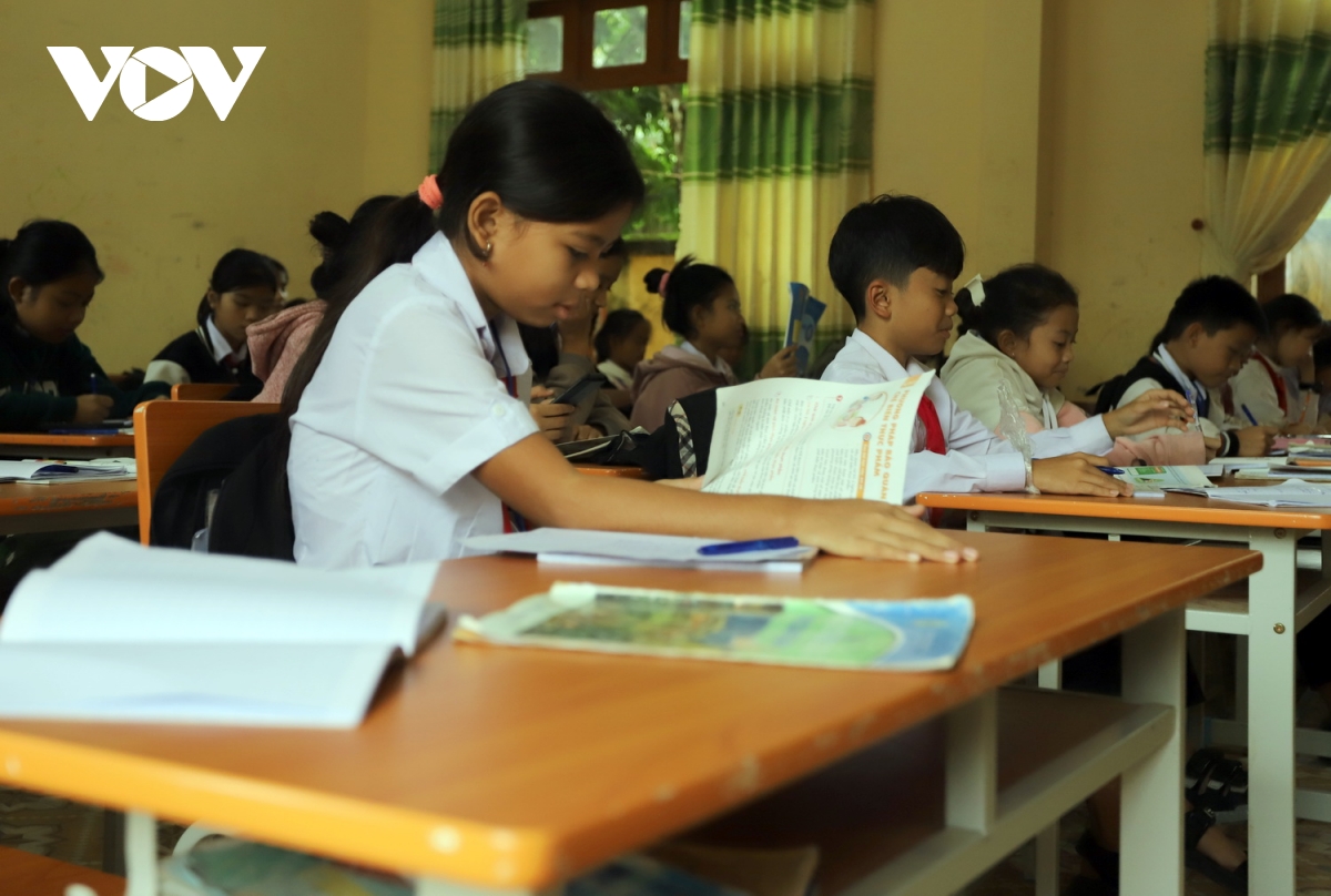 quảng nam đầu tư phát triển giáo dục miền núi hình ảnh 2 quang nam dau tu phat trien giao duc mien nui hinh anh 2