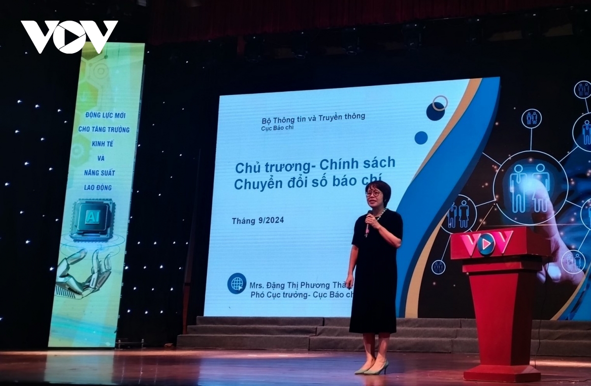 vov to chuc boi duong nang cao ve chuyen doi so bao chi cho can bo, phong vien hinh anh 2