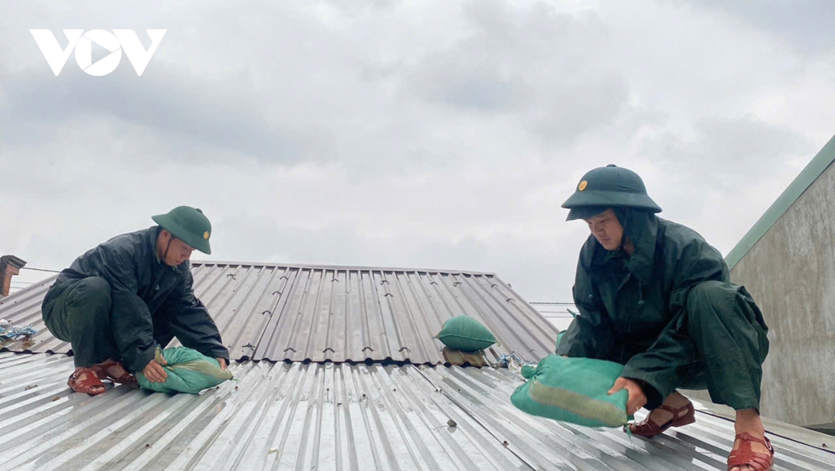 thừa thiên huế sẵn sàng di dời hơn 16.300 hộ dân ứng phó bão số 6 hình ảnh 2 thua thien hue san sang di doi hon 16.300 ho dan ung pho bao so 6 hinh anh 2