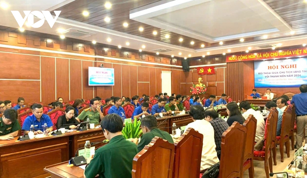 chủ tịch ubnd tỉnh phú yên đối thoại với thanh niên hình ảnh 2 chu tich ubnd tinh phu yen doi thoai voi thanh nien hinh anh 2