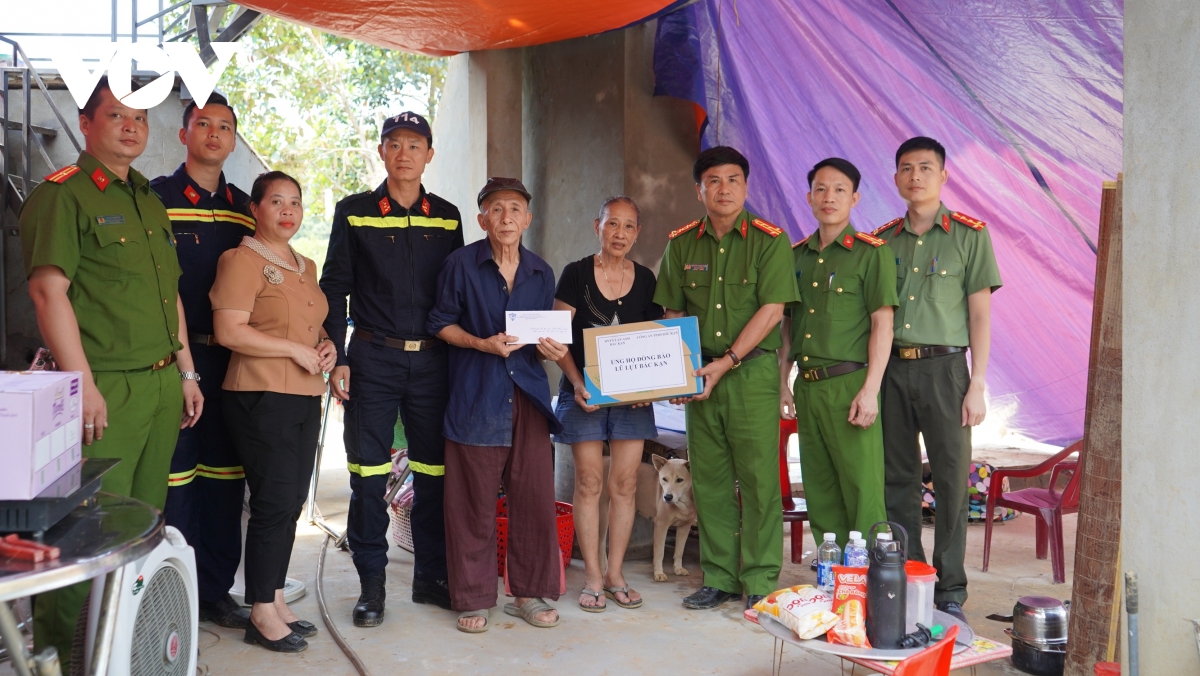 bắc kạn phân bổ hơn 263 tấn hàng hóa đến người dân bị ảnh hưởng bão số 3 hình ảnh 1 bac kan phan bo hon 263 tan hang hoa den nguoi dan bi anh huong bao so 3 hinh anh 1