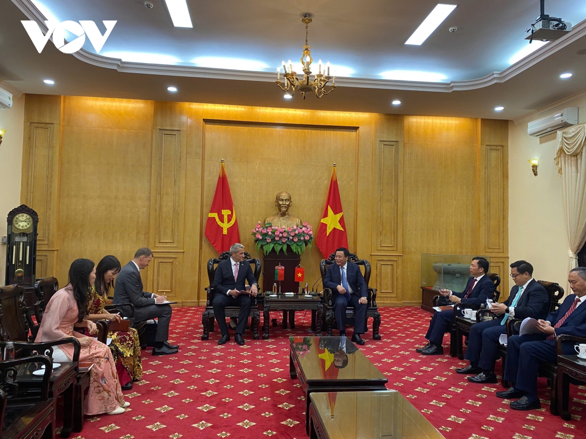 giam doc hoc vien chinh tri quoc gia tiep dai su azerbaijan va dai su belarus hinh anh 2