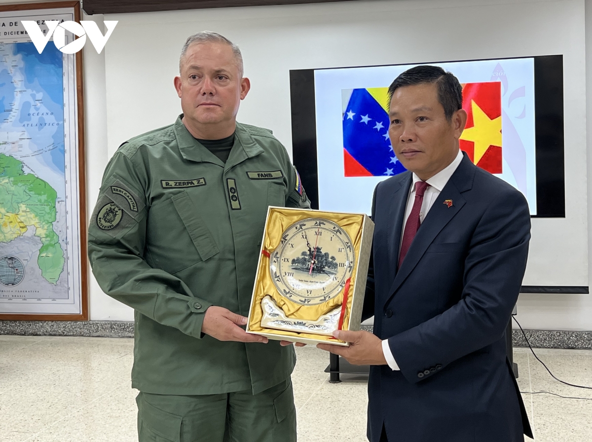 giới thiệu chính sách đối ngoại và quốc phòng việt nam tại venezuela hình ảnh 2 gioi thieu chinh sach doi ngoai va quoc phong viet nam tai venezuela hinh anh 2
