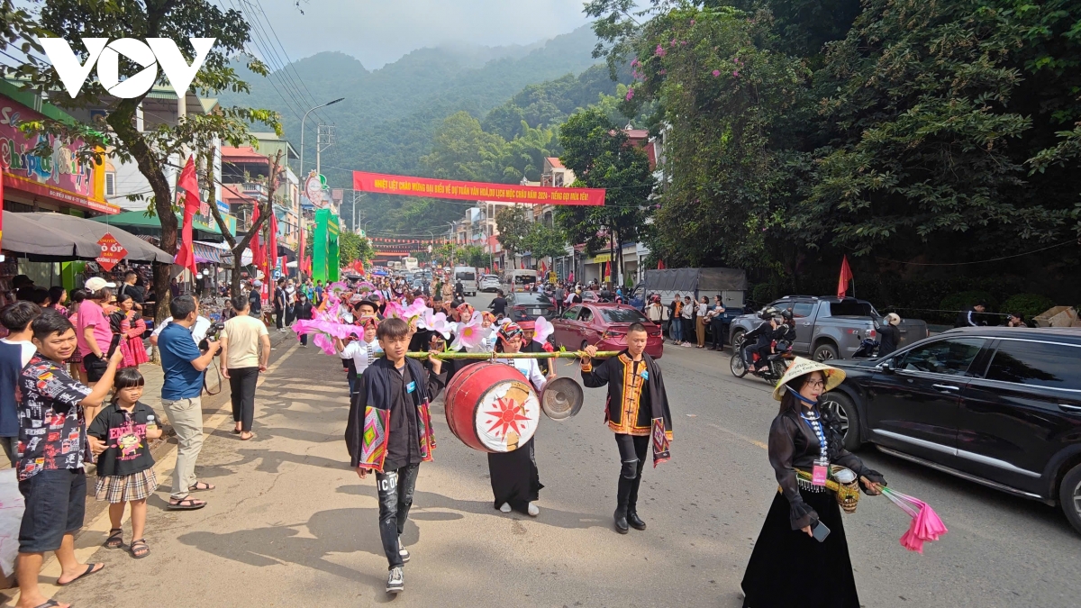 du lich son la khoi sac sau 9 thang dau nam hinh anh 2 du lich son la khoi sac sau 9 thang dau nam hinh anh 2