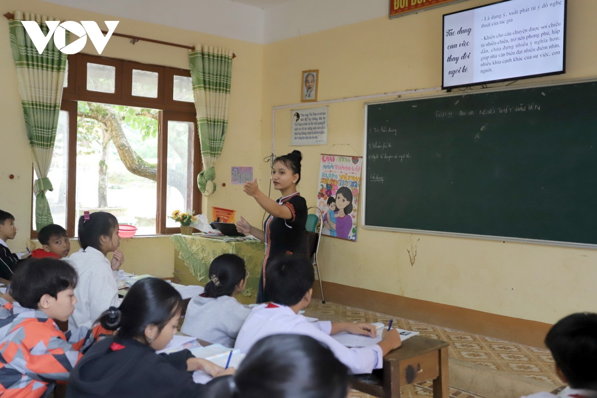 quảng nam đầu tư phát triển giáo dục miền núi hình ảnh 3 quang nam dau tu phat trien giao duc mien nui hinh anh 3