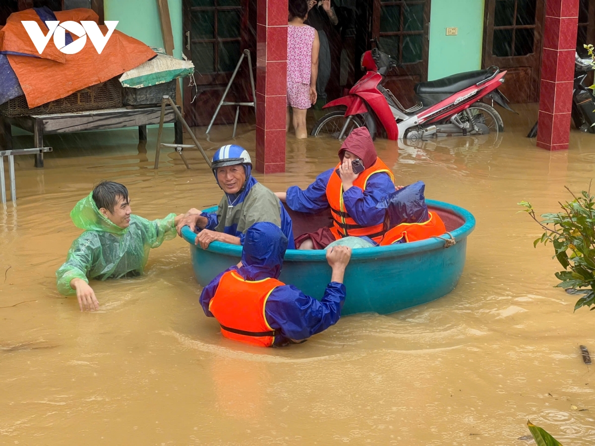 mua lu tai quang binh lam 5 nguoi chet hinh anh 1