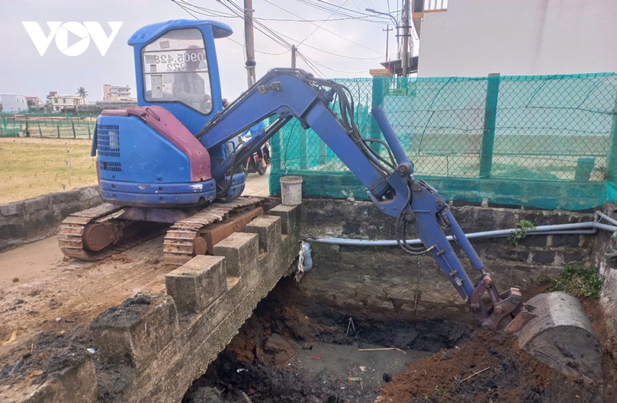 Ứng phó với bão số 6 quảng ngãi cấm biển từ 10 giờ sáng nay hình ảnh 1 Ung pho voi bao so 6 quang ngai cam bien tu 10 gio sang nay hinh anh 1