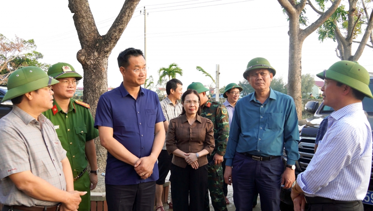 Bí thư Quảng Bình Lê Ngọc Quang kiểm tra tình hình khắc phục hậu quả mưa lũ