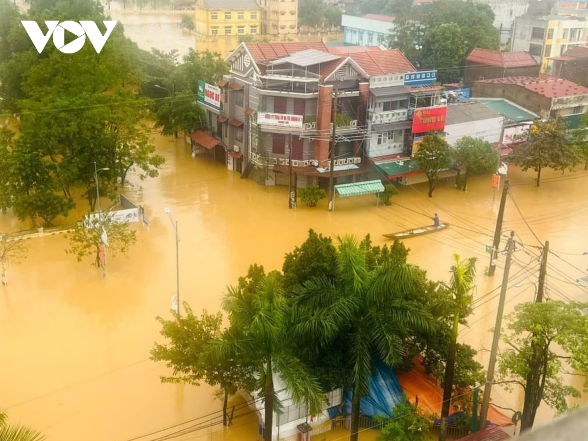 mua lu tai quang binh lam ngap 15.000 nha dan hinh anh 2