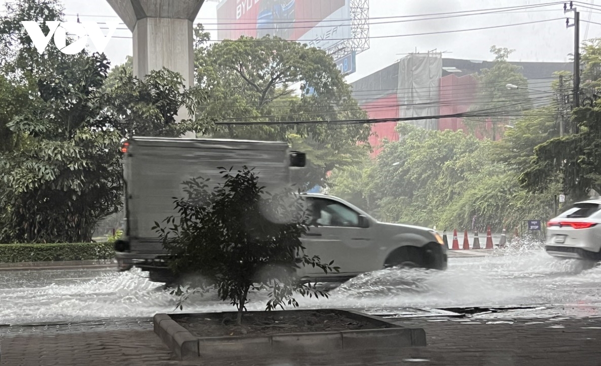 thái lan chuẩn bị đón mưa lớn khi bão nhiệt đới trami đổ bộ hình ảnh 1 thai lan chuan bi don mua lon khi bao nhiet doi trami do bo hinh anh 1