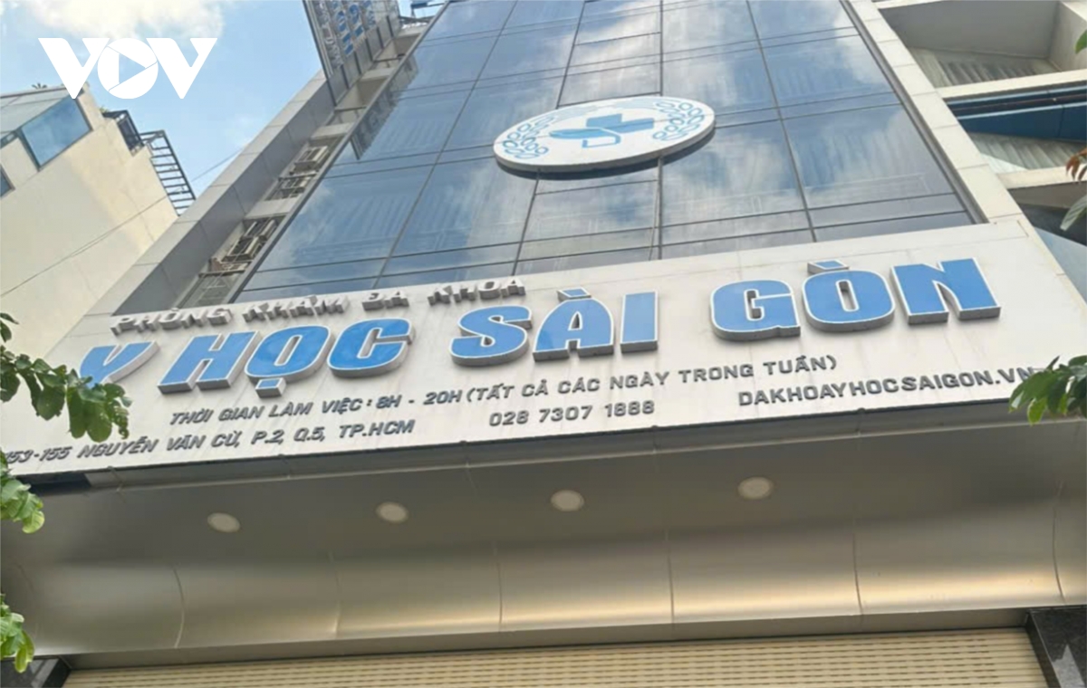 Một phòng khám tái phạm “vẽ bệnh moi tiền” bệnh nhân ngay trên bàn mổ