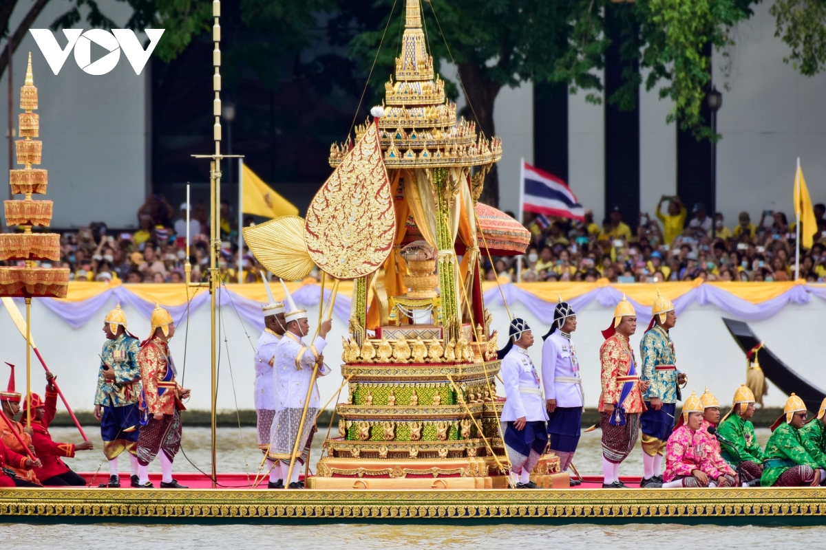 Độc đáo lễ rước thuyền hoàng gia thái lan trên sông chao phraya hình ảnh 14 Doc dao le ruoc thuyen hoang gia thai lan tren song chao phraya hinh anh 14