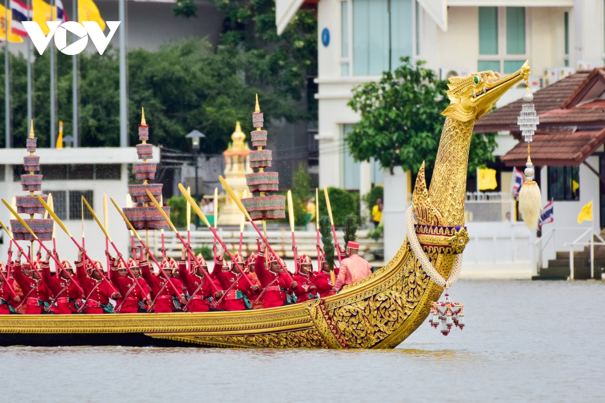 Độc đáo lễ rước thuyền hoàng gia thái lan trên sông chao phraya hình ảnh 8 Doc dao le ruoc thuyen hoang gia thai lan tren song chao phraya hinh anh 8