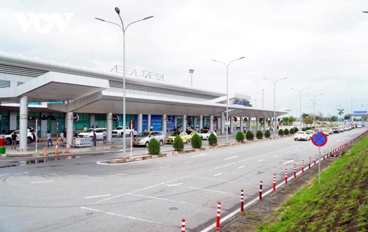Tập đoàn Adani của Ấn Độ nghiên cứu đầu tư sân bay Chu Lai (Quảng Nam)