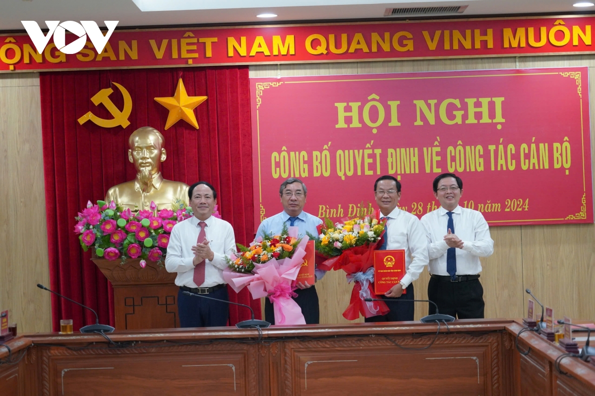 bình Định công bố quyết định về công tác cán bộ hình ảnh 1 binh Dinh cong bo quyet dinh ve cong tac can bo hinh anh 1