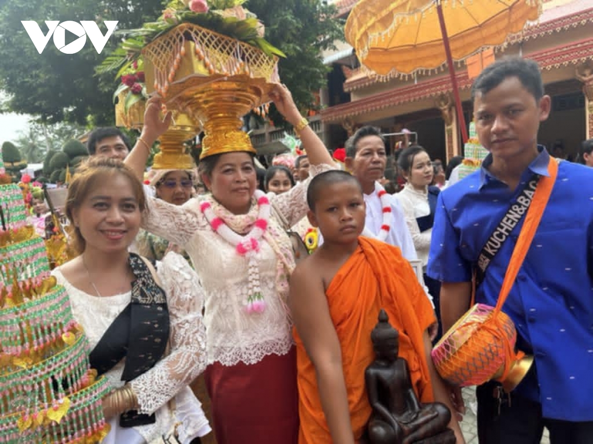 le kathina - net dep trong van hoa tin nguong cua dong bao khmer hinh anh 3