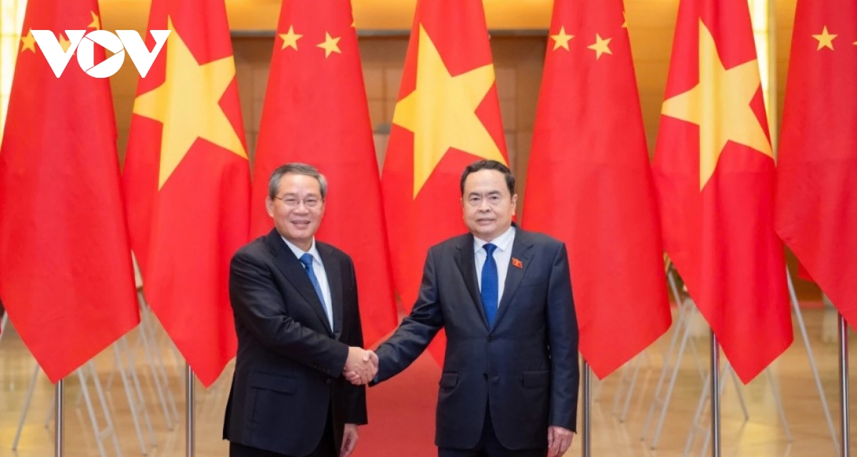 na chairman tran thanh man meets with chinese premier li qiang picture 3