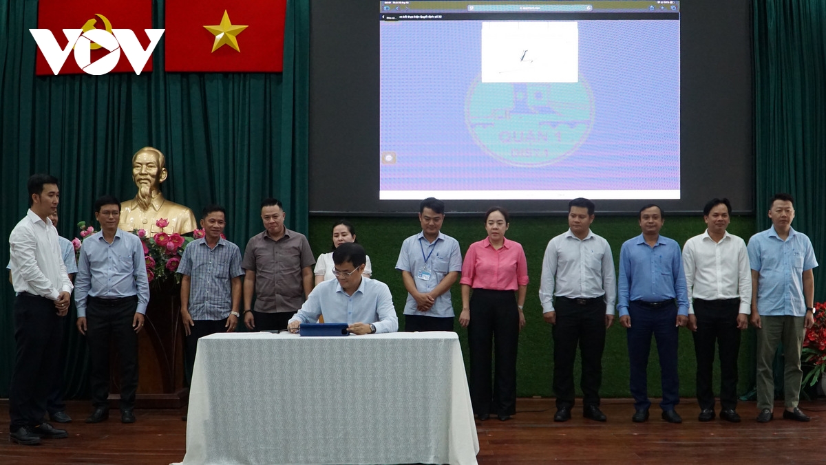 thêm 41 tuyến đường tại quận trung tâm tp.hcm triển khai thu phí vỉa hè hình ảnh 3 them 41 tuyen duong tai quan trung tam tp.hcm trien khai thu phi via he hinh anh 3