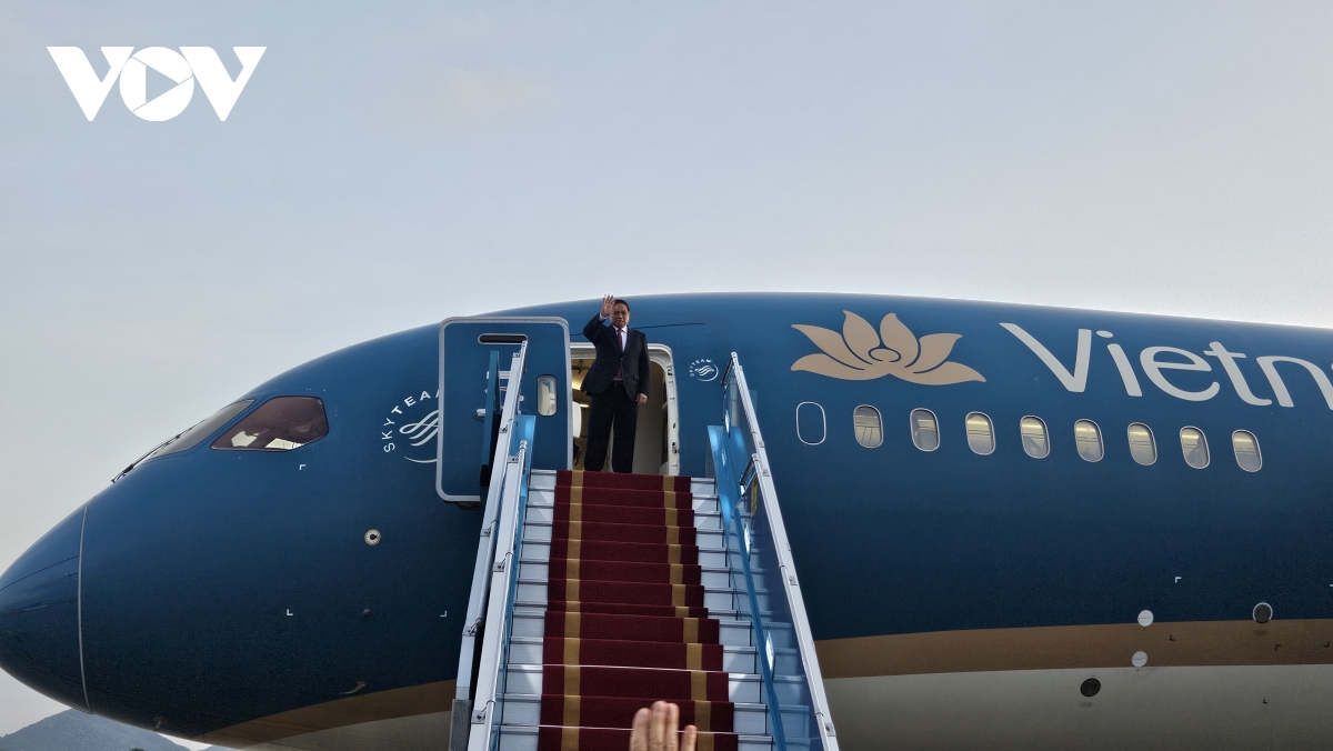 thủ tướng lên đường tham dự hội nghị thượng đỉnh brics mở rộng tại liên bang nga hình ảnh 1 thu tuong len duong tham du hoi nghi thuong dinh brics mo rong tai lien bang nga hinh anh 1