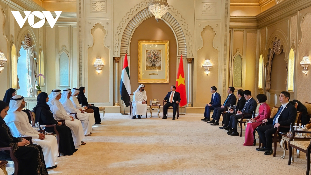 uae mong muốn tổ chức hội nghị đầu tư quy mô lớn tại việt nam hình ảnh 2 uae mong muon to chuc hoi nghi dau tu quy mo lon tai viet nam hinh anh 2