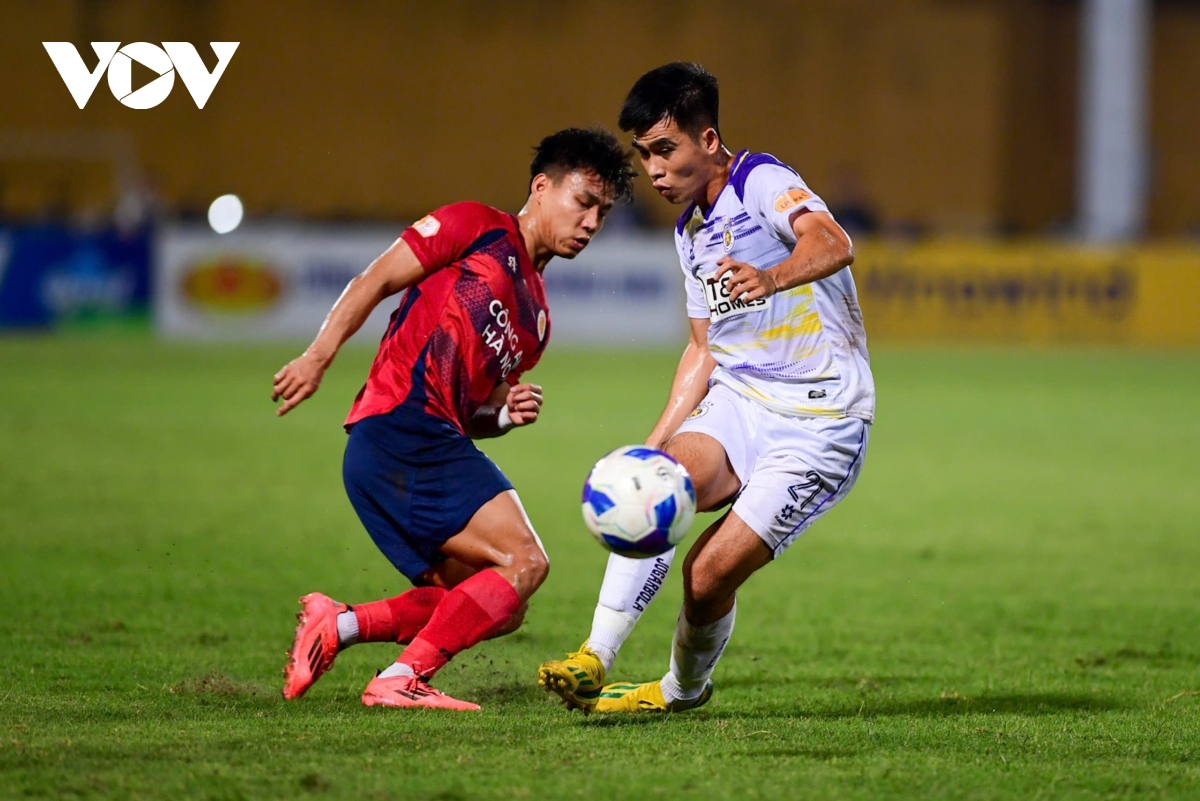 truc tiep ha noi fc 0-1 clb cahn Doi khach vuot len hinh anh 2