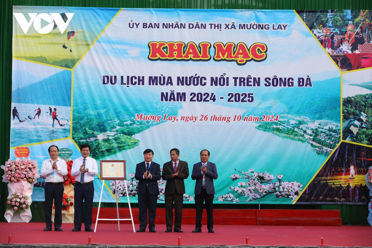 khai mạc du lịch mùa nước nổi ở thị xã nhỏ nhất việt nam hình ảnh 1 khai mac du lich mua nuoc noi o thi xa nho nhat viet nam hinh anh 1