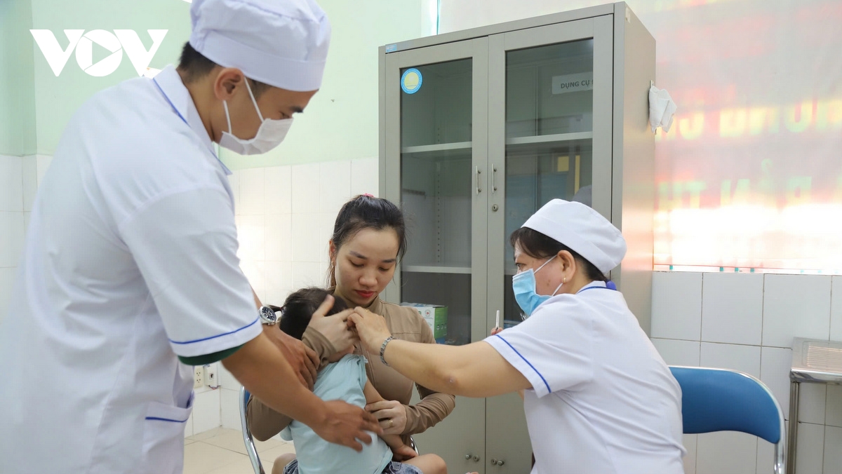 dù đã bao phủ vaccine sởi nhưng số ca mắc ở tp.hcm chỉ giảm nhẹ hình ảnh 1 du da bao phu vaccine soi nhung so ca mac o tp.hcm chi giam nhe hinh anh 1