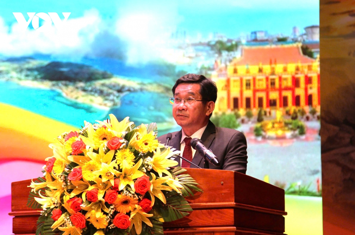 thành phố hồ chí minh đẩy mạnh liên kết với các tỉnh vùng duyên hải trung bộ hình ảnh 1 thanh pho ho chi minh day manh lien ket voi cac tinh vung duyen hai trung bo hinh anh 1