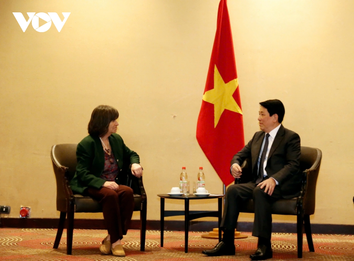 chủ tịch nước lương cường tiếp đoàn viện văn hoá hữu nghị chile việt nam hình ảnh 2 chu tich nuoc luong cuong tiep doan vien van hoa huu nghi chile viet nam hinh anh 2