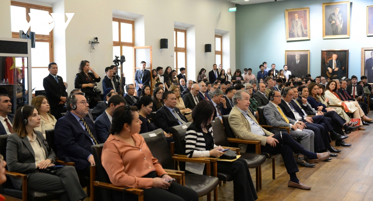 chủ tịch nước lương cường thăm và phát biểu chính sách tại Đại học chile hình ảnh 3 chu tich nuoc luong cuong tham va phat bieu chinh sach tai Dai hoc chile hinh anh 3