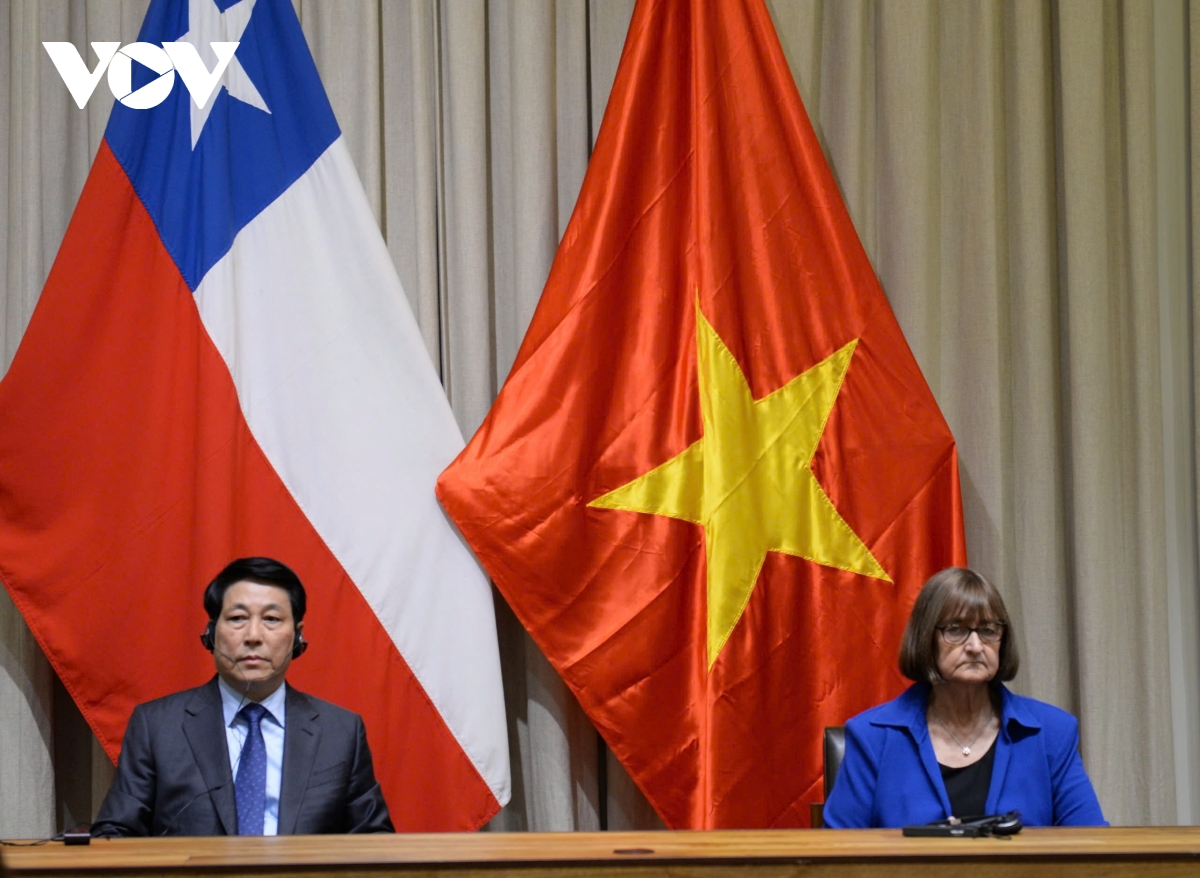 chủ tịch nước lương cường thăm và phát biểu chính sách tại Đại học chile hình ảnh 2 chu tich nuoc luong cuong tham va phat bieu chinh sach tai Dai hoc chile hinh anh 2