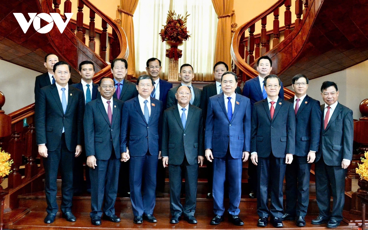 chủ tịch quốc hội trần thanh mẫn gặp nguyên chủ tịch quốc hội campuchia hình ảnh 3 chu tich quoc hoi tran thanh man gap nguyen chu tich quoc hoi campuchia hinh anh 3