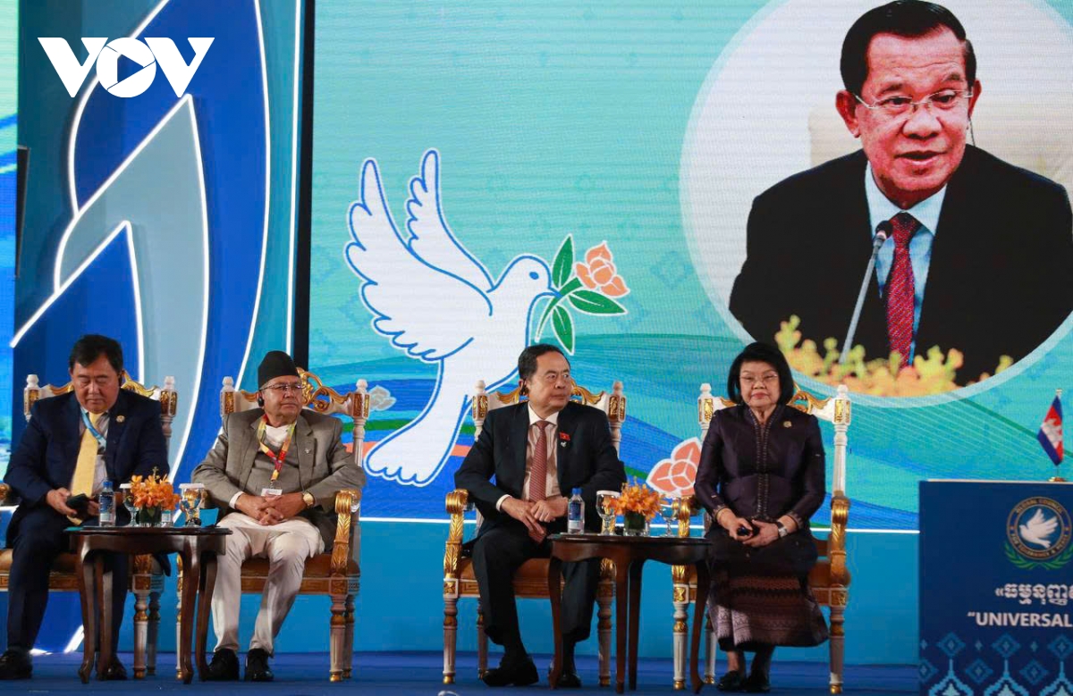 khai mac phien hop toan the nghi vien quoc te vi bao dung va hoa binh lan thu 11 hinh anh 2