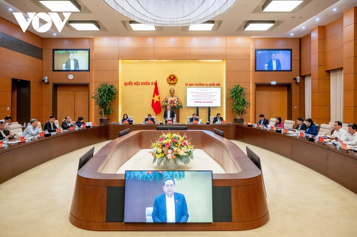 thực hiện tinh gọn bộ máy phải mang tính gương mẫu, tiên phong, nghiêm túc hình ảnh 1 thuc hien tinh gon bo may phai mang tinh guong mau, tien phong, nghiem tuc hinh anh 1