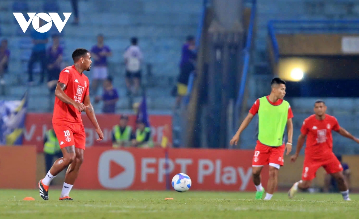 ha noi fc chia diem cay dang cung hai phong trong ngay van quyet di vao lich su v-league hinh anh 8