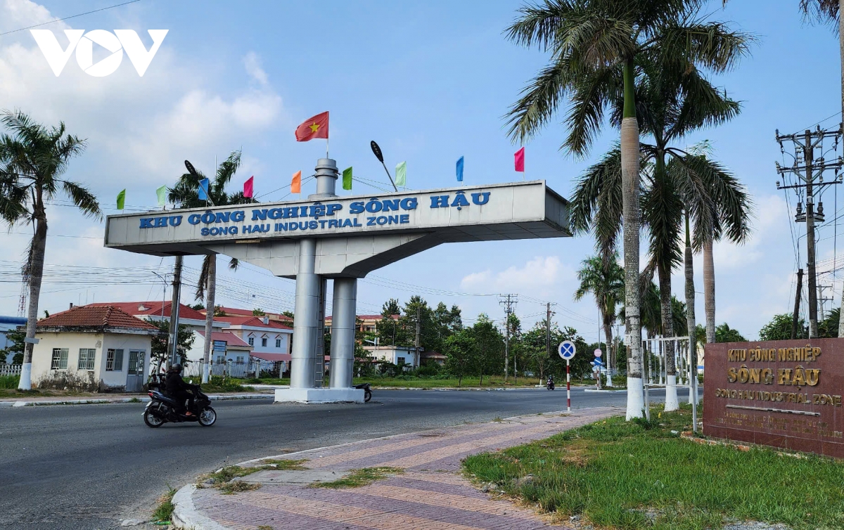 Sự năng động của địa phương - Điểm tựa tạo “làn sóng” đầu tư