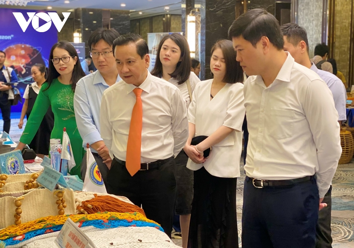phòng, chống buôn lậu, gian lận thương mại những tháng cuối năm hình ảnh 1 phong, chong buon lau, gian lan thuong mai nhung thang cuoi nam hinh anh 1