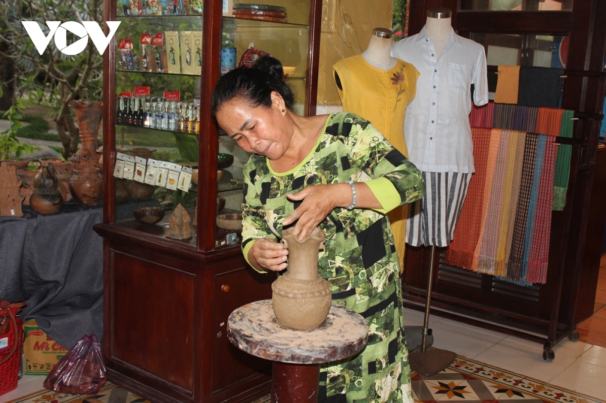 trải nghiệm văn hoá chăm tại khu du lịch mũi né hình ảnh 3 trai nghiem van hoa cham tai khu du lich mui ne hinh anh 3