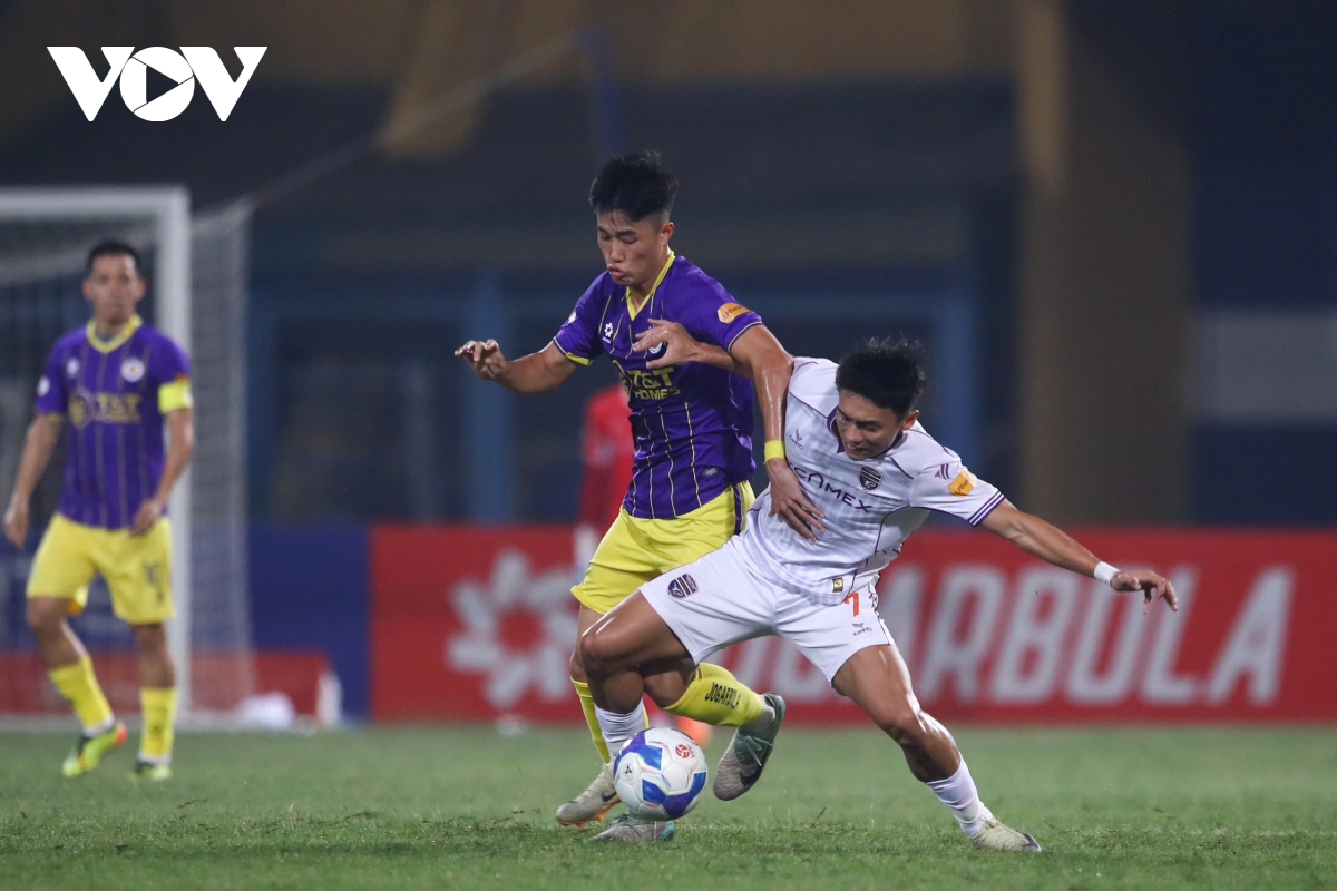 ket qua v-league 2024 2025 toi 14 11 ha binh duong, ha noi fc tim lai nu cuoi chien thang hinh anh 11