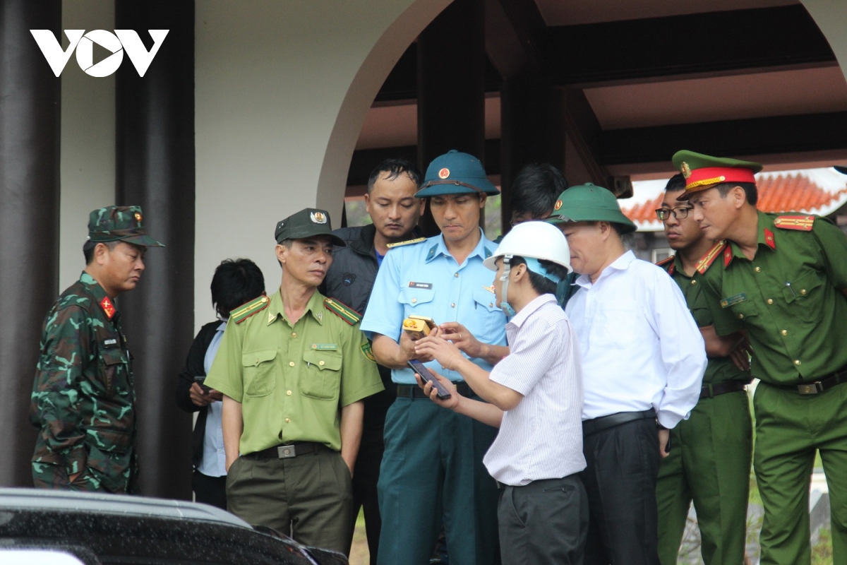Định vị vị trí 1 trong 2 phi công trong vụ máy bay quân sự rơi tại bình Định hình ảnh 2 Dinh vi vi tri 1 trong 2 phi cong trong vu may bay quan su roi tai binh Dinh hinh anh 2