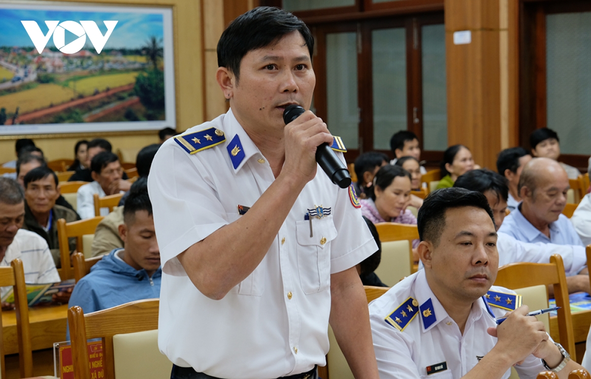 tháo gỡ khó khăn, hỗ trợ ngư dân quảng ngãi vươn khơi, bám biển hình ảnh 4 thao go kho khan, ho tro ngu dan quang ngai vuon khoi, bam bien hinh anh 4
