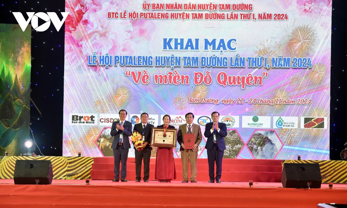 công nhận rừng đỗ quyên cổ thụ ở lai châu lớn nhất việt nam hình ảnh 4 cong nhan rung do quyen co thu o lai chau lon nhat viet nam hinh anh 4