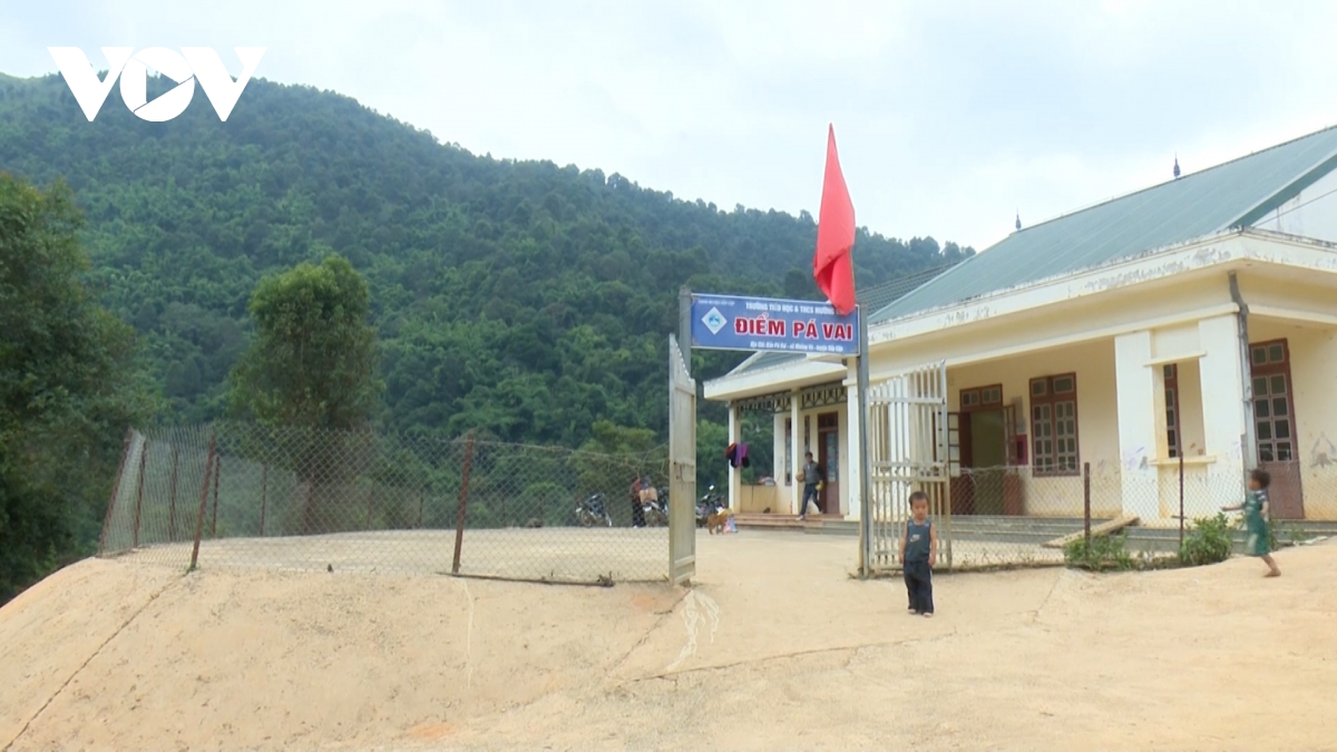 nhọc nhằn cõng chữ lên non hình ảnh 3 nhoc nhan cong chu len non hinh anh 3